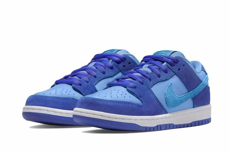 Nike SB Dunk Low Blue Raspberry DM0807-400