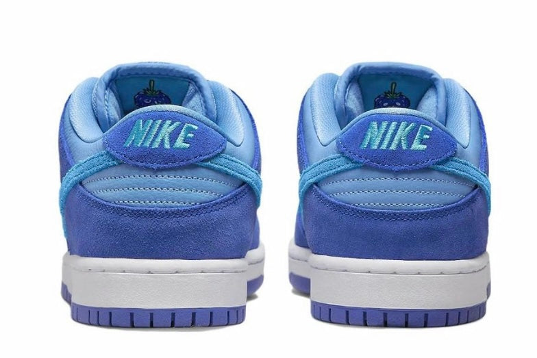Nike SB Dunk Low Blue Raspberry DM0807-400