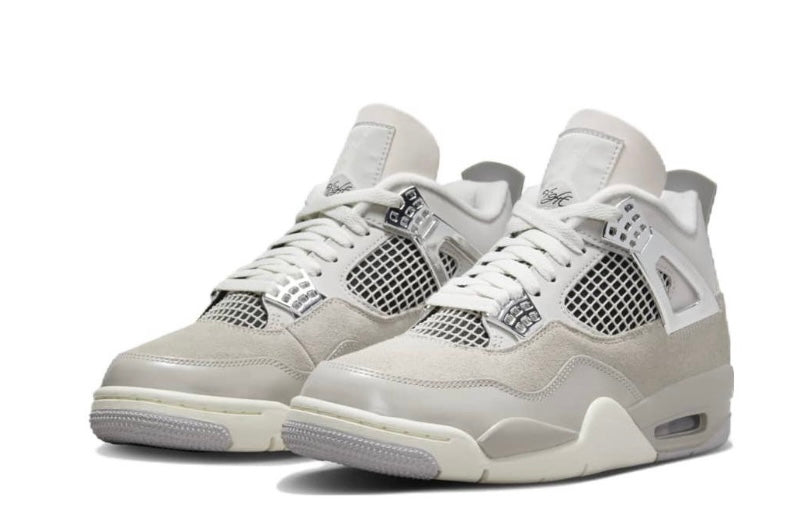 Jordan 4 Retro Frozen Moments AQ9129-001