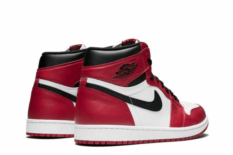 Air Jordan 1 Retro High OG Chicago Red 555088-101