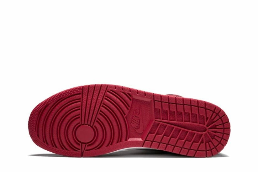 Air Jordan 1 Retro High OG Chicago Red 555088-101