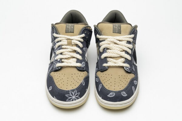 Nike SB Dunk Low Travis Scott CT5053-001